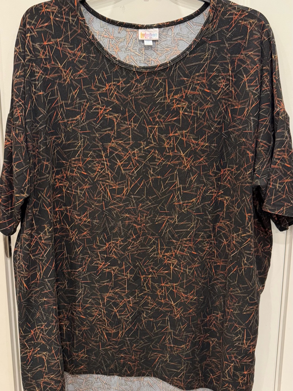 LuLaRoe Black Tunic with Rust & Olive Stitch-Style Print - Picture 1 of 4